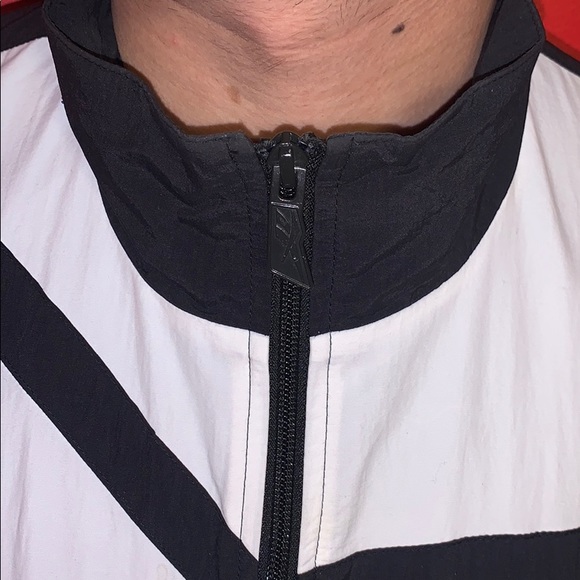 Classic Reebok jacket - Picture 4 of 4